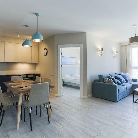 Unique Motlawa Riverbank Apartment Gdansk Luaran gambar