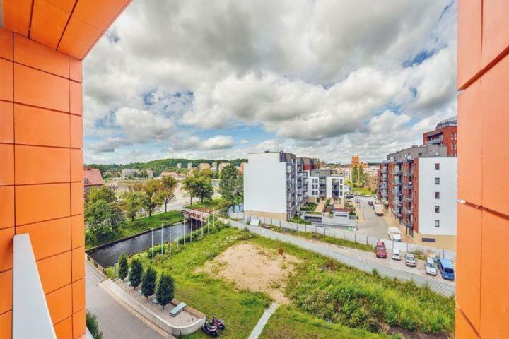 Unique Motlawa Riverbank Apartment Gdansk Luaran gambar